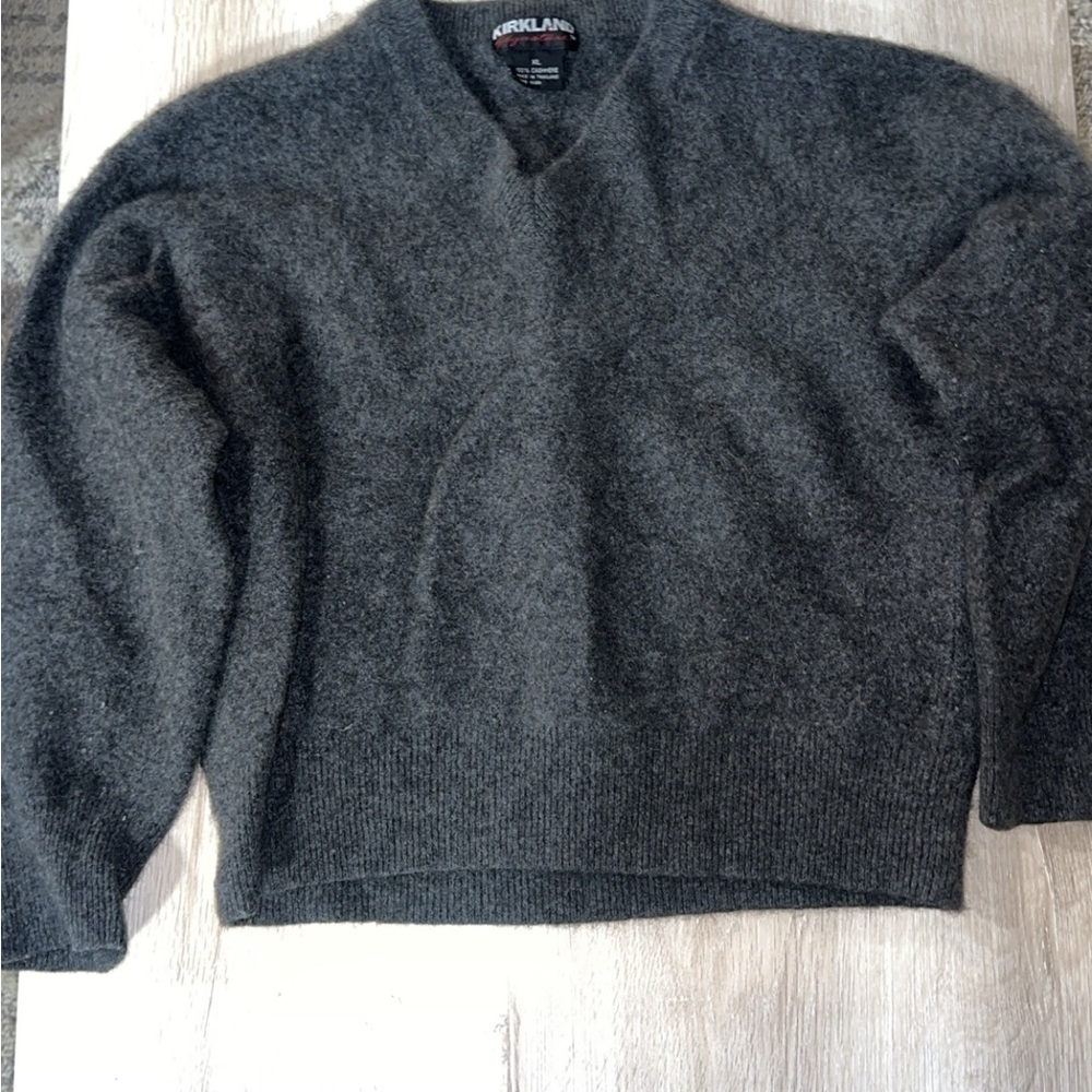 Kirkland Signature Gray Cashmere Sweater